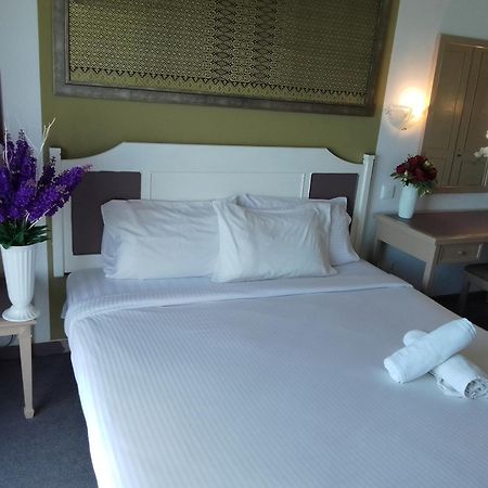 Beachfront Full Sea Penang Tanjung Bungah (Penang) Exterior foto