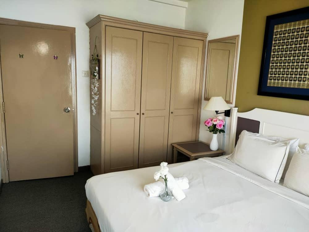 Beachfront Full Sea Penang Tanjung Bungah (Penang) Exterior foto